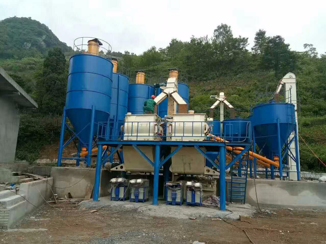 設(shè)備廠家提醒您，這三大因素會(huì)影響干混砂漿的質(zhì)量
